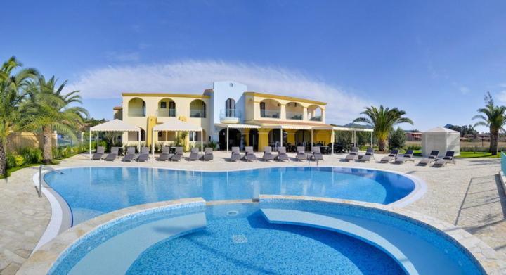 Hotel Ristorante Il Vascello Costa Rei Kültér fotó