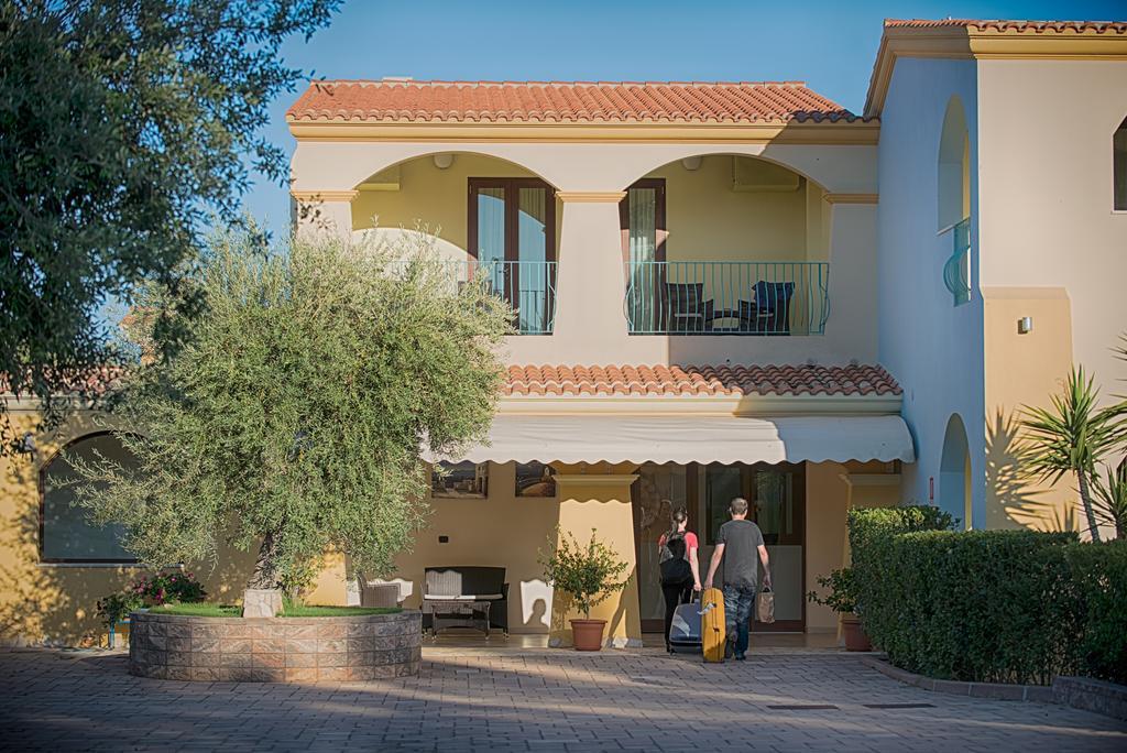 Hotel Ristorante Il Vascello Costa Rei Kültér fotó