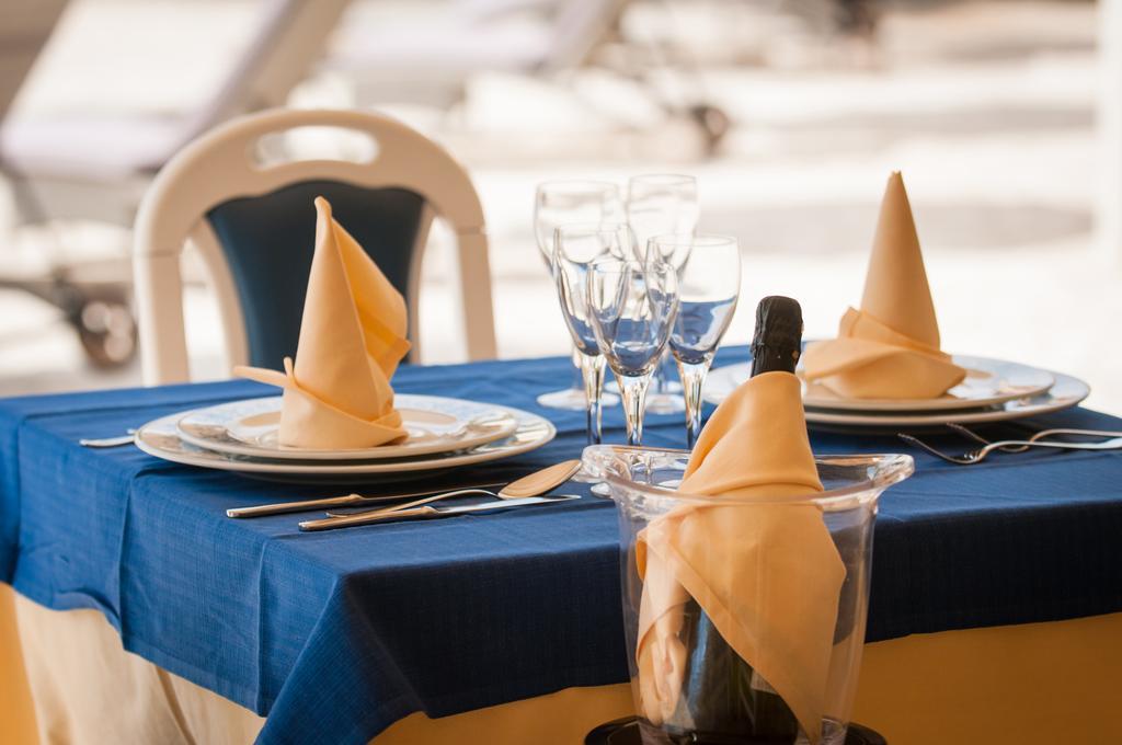 Hotel Ristorante Il Vascello Costa Rei Kültér fotó
