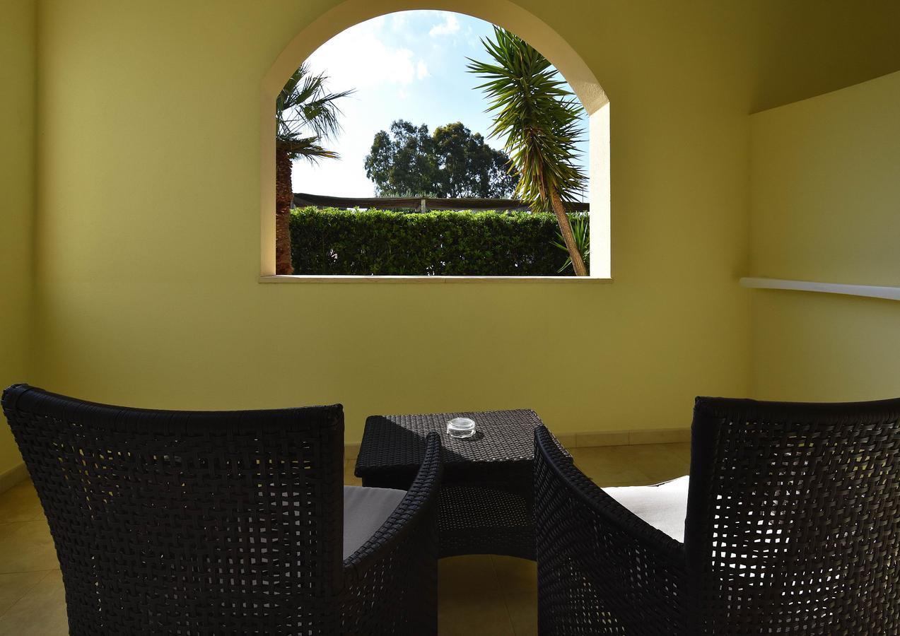 Hotel Ristorante Il Vascello Costa Rei Kültér fotó