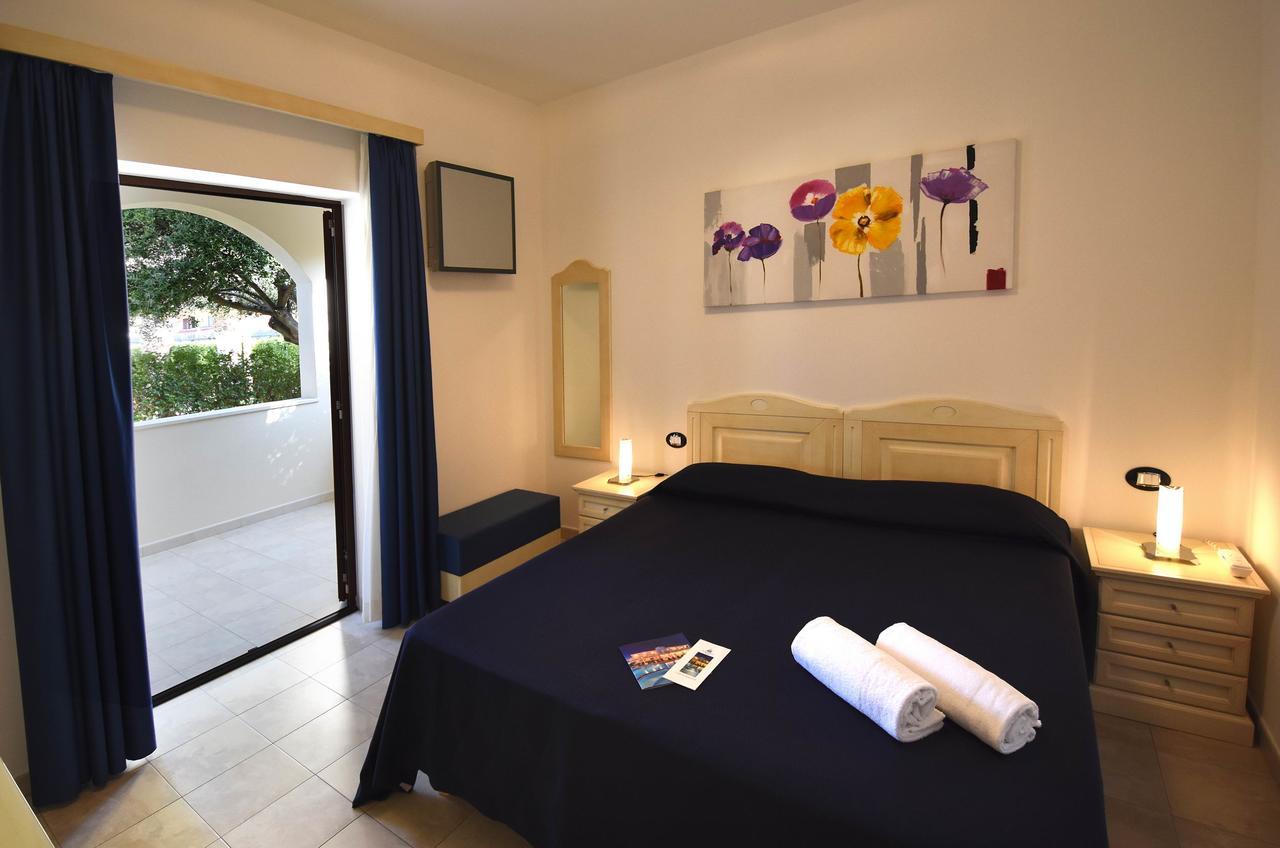 Hotel Ristorante Il Vascello Costa Rei Kültér fotó