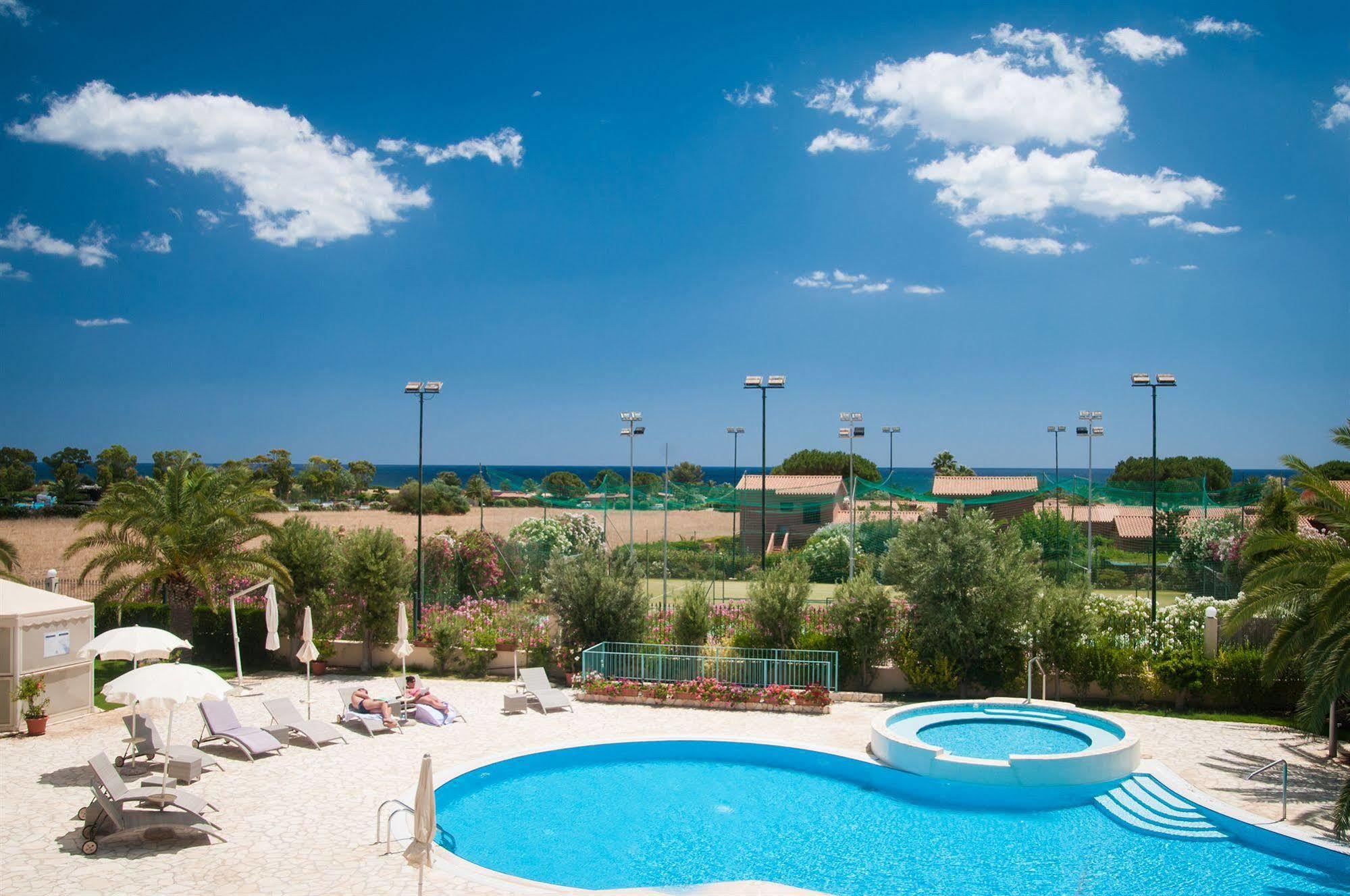 Hotel Ristorante Il Vascello Costa Rei Kültér fotó